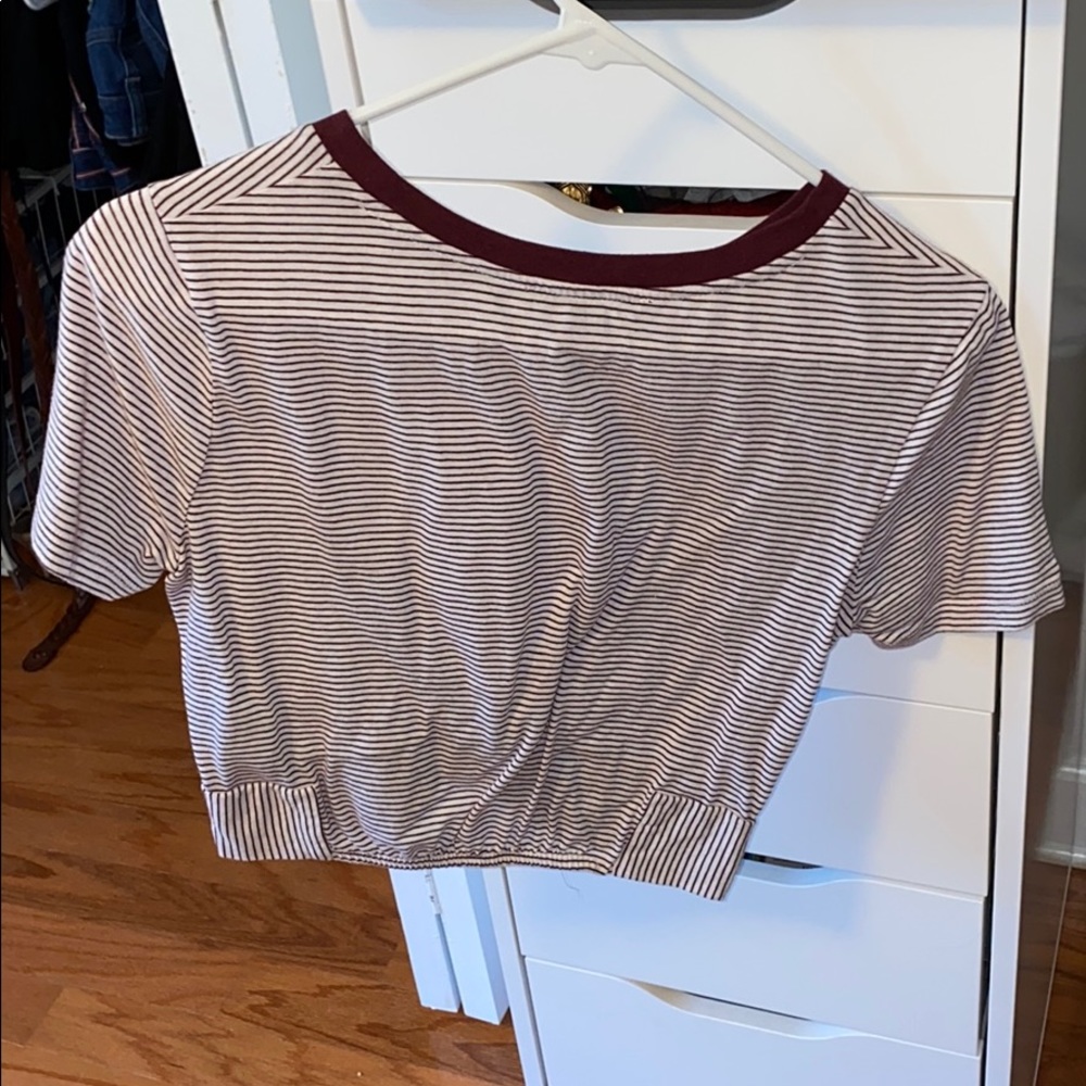 Crop top - Picture 3 of 3
